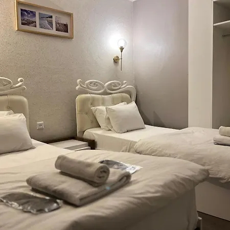 Sahlan Hotel *